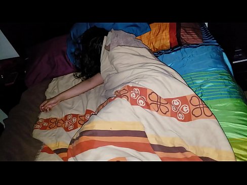 ❤️ Poikapuoli haukkuu nuorta äitipuoltaan tämän nukkuessa. ️❌ Vittu video at us ❌